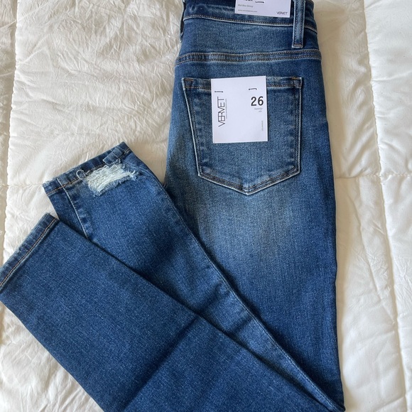 Vervet Jeans for Sale - Picture 4 of 5